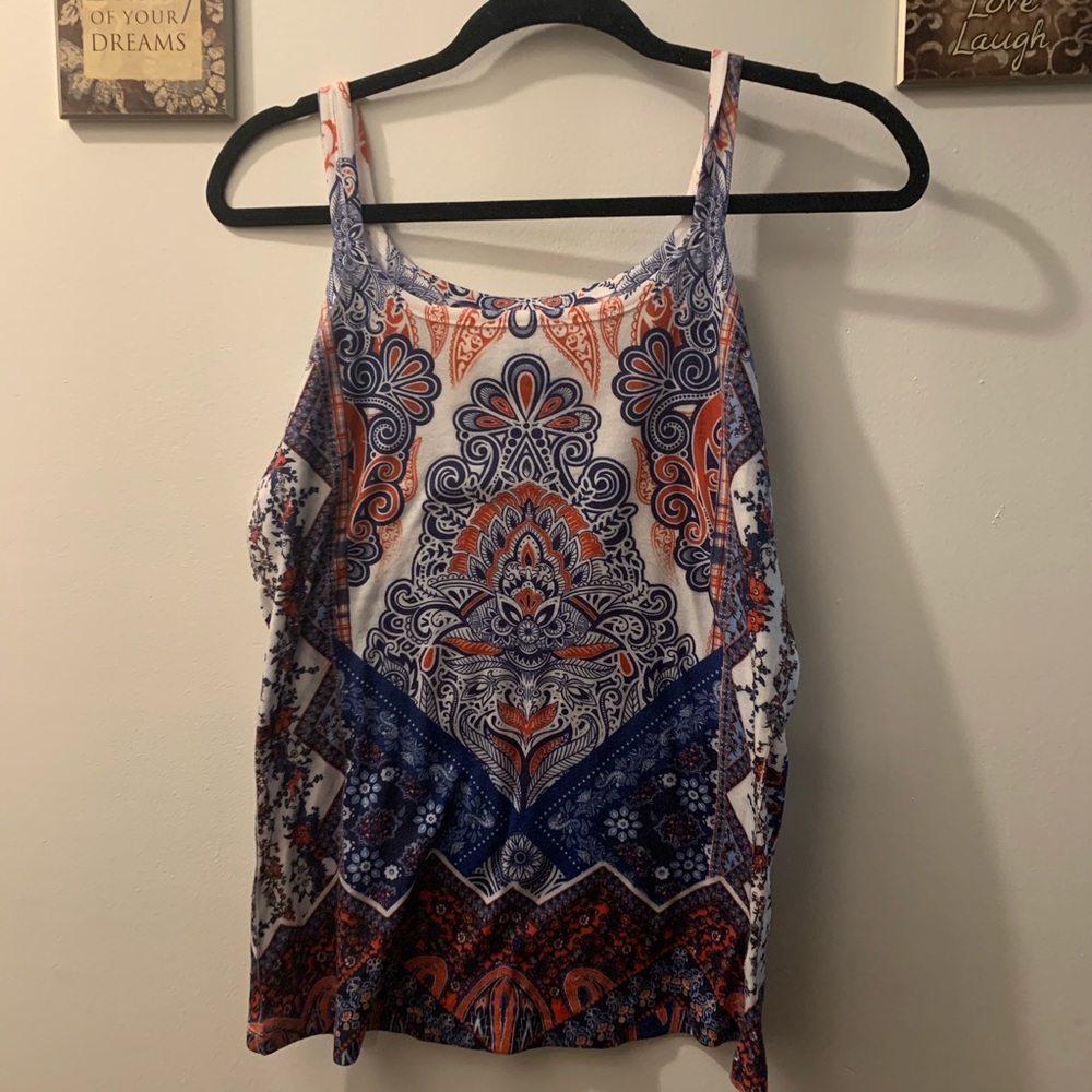 Top - Picture 2 of 4